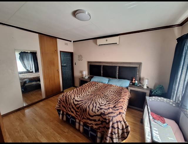 3 BEDROOM HOUSE FOR SALE IN VANDERBIJLPARK SE 6